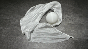 Hyper Silk Ball - Peng Min & Storm Creative (White)