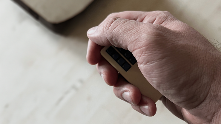 Atom 2 Smart Remote – Image 3