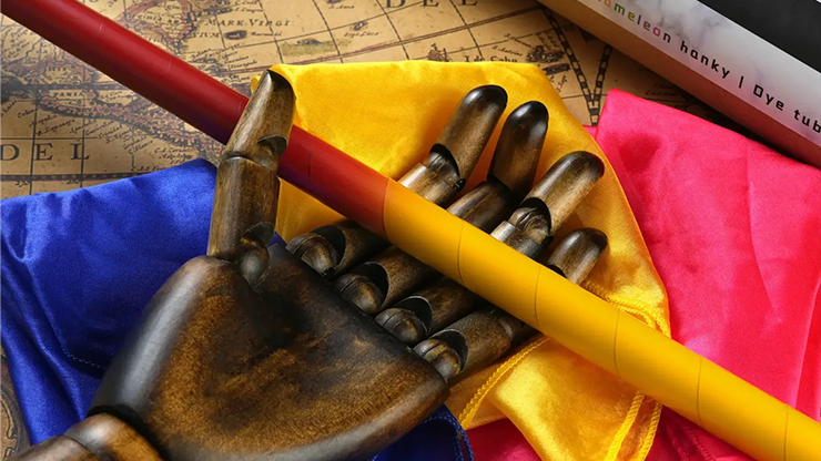 Chameleon Hanky - Hyunsoo Kim and Ethan Yip – Image 4