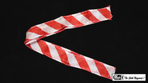 Thumb Tip Streamer Zebra 3' (Red and White) - Mr. Magic - Trick