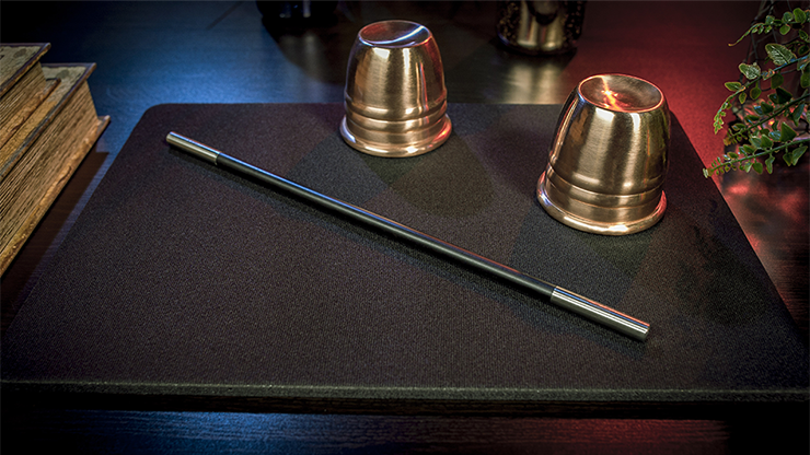 Deluxe Close-Up Pad 11X16 (Black) - Murphy's Magic Supplies - Trick