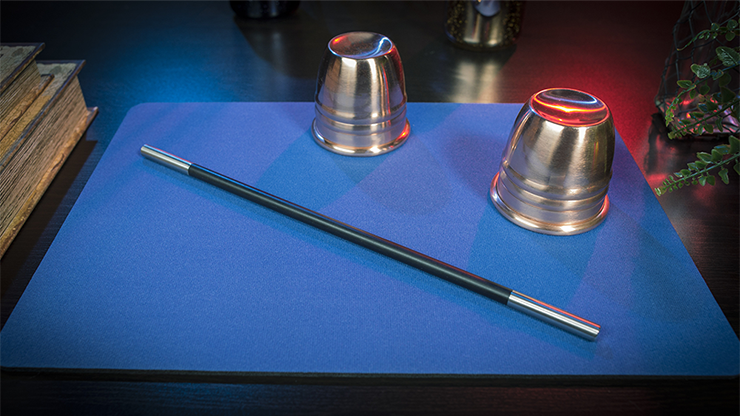 Economy Close-Up Pad 11X16 (Blue) - Murphy's Magic Supplies - Trick