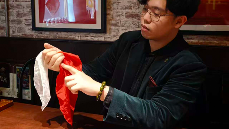 Red & White Beyond the Secret -Ethan Yip's Color Changing Silk Routine – Image 4